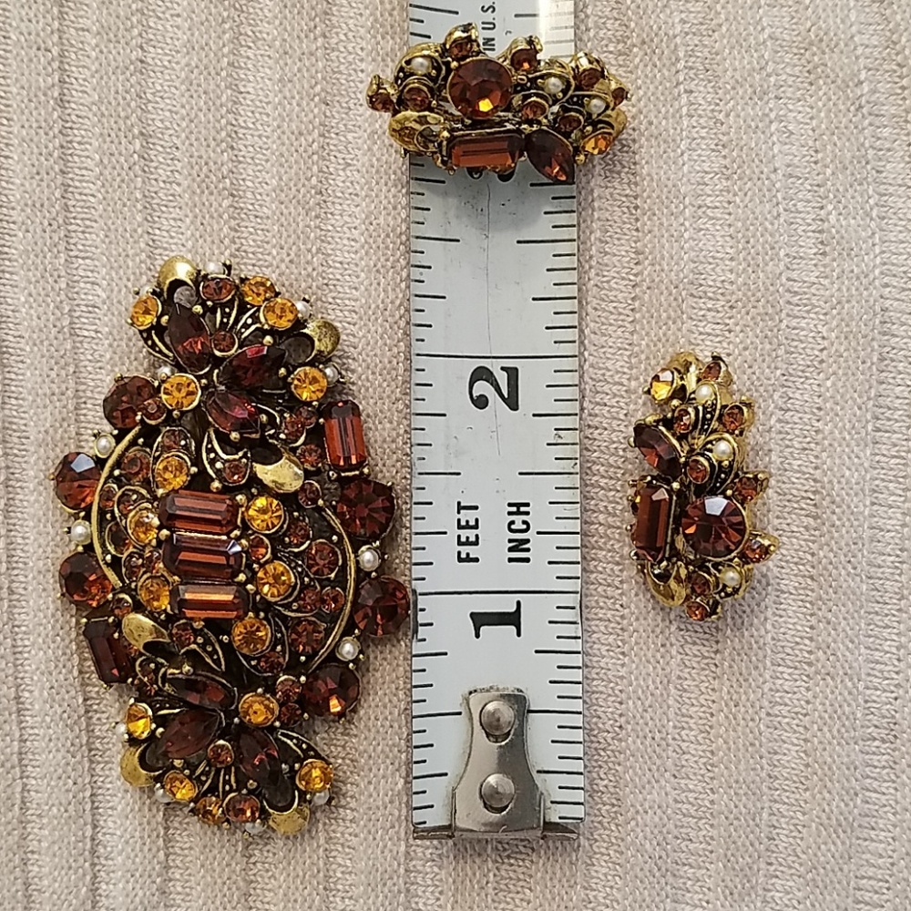 VINTAGE BROOCH PIN & EARRINGS - Picture 5 of 5